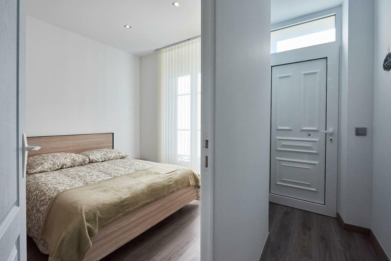 Le Pin  A L'Ombre Du Pin "1" - Ground-Floor T3 Near Disneyland And Paris, 1-6 Guests מראה חיצוני תמונה